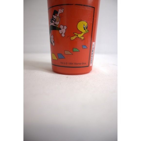 Looney Tunes Tweety Sylvester Plastic Tumbler Cup 1994 Red Black Straw - Picture 3 of 3